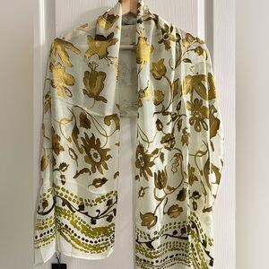 50% Silk 50% rayon scarf stole NWT